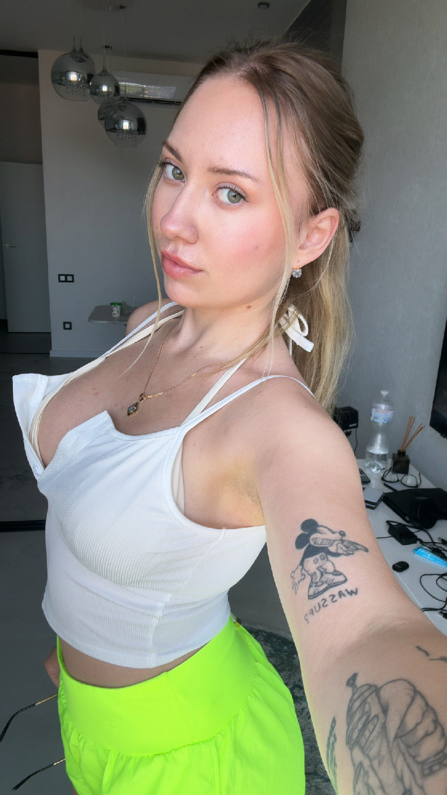 KateV in her underwear in Surakarta