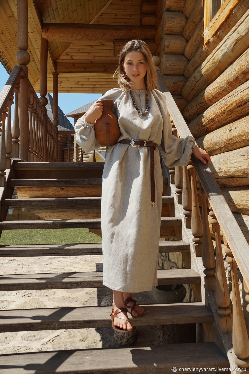 Girls in Slavic costumes in Surakarta